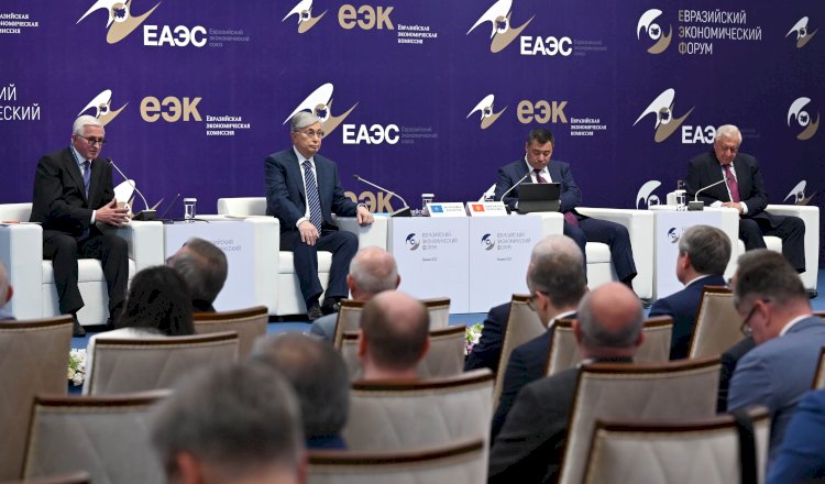 Президент Казахстана принял участие в Евразийском экономическом форуме