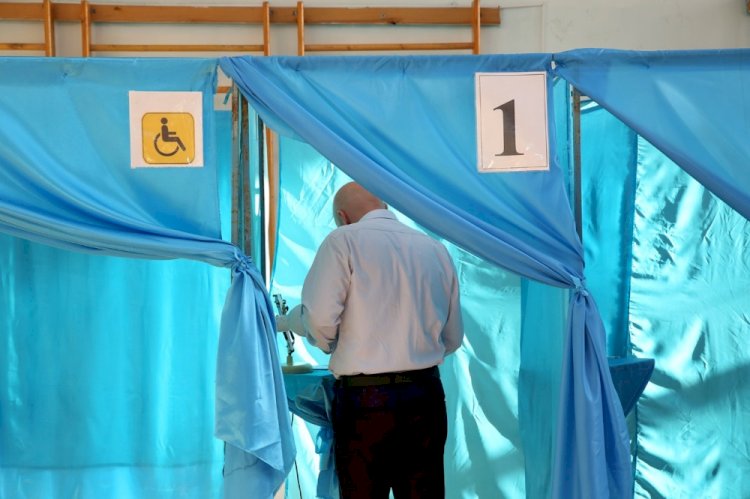 Более 7,6 млн казахстанцев проголосовали на референдуме