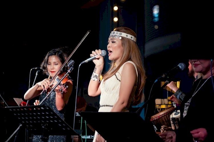 Известная алматинская певица Kaliya, посвятила свой первый альбом кочевым красоткам