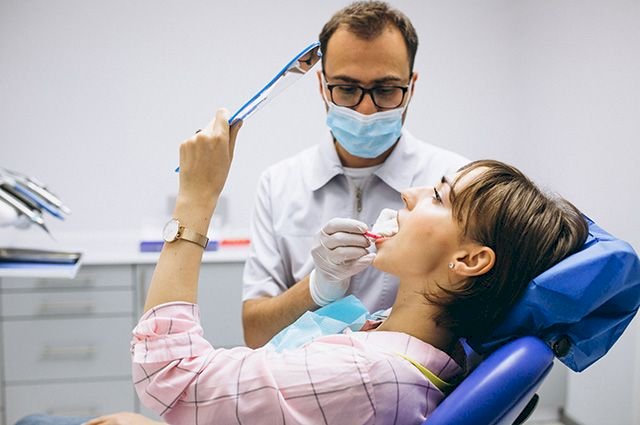 Как правильно подобрать в Алматы стоматологическую клинику с минимальными расходами