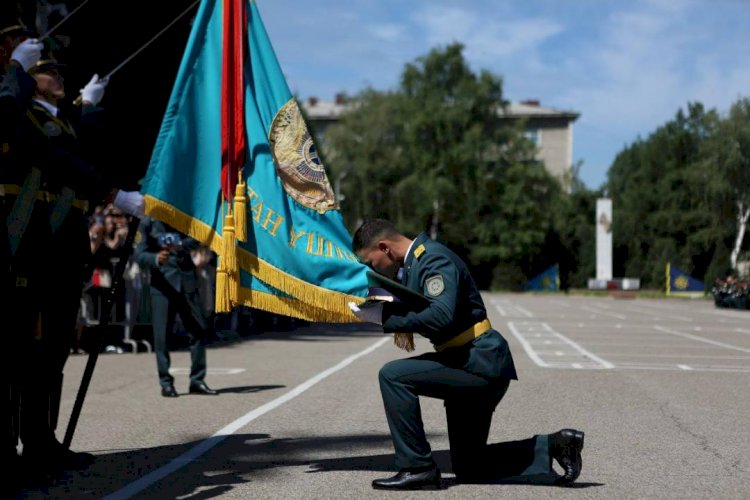 В Пограничной академии КНБ РК прошел юбилейный выпуск курсантов