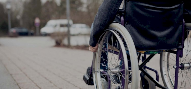 Президент РК подписал закон об улучшении качества жизни лиц с инвалидностью
