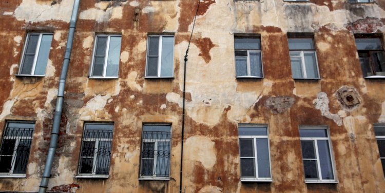 Как будут решать проблему ветхого жилья в Турксибском районе