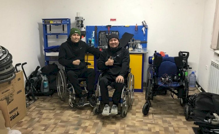 Жизнь в движении: в Алматы открылась мастерская по бесплатному ремонту инвалидных колясок