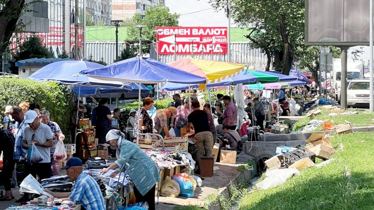 Торг неуместен: в Алматы на системной основе ведется борьба со стихийной торговлей