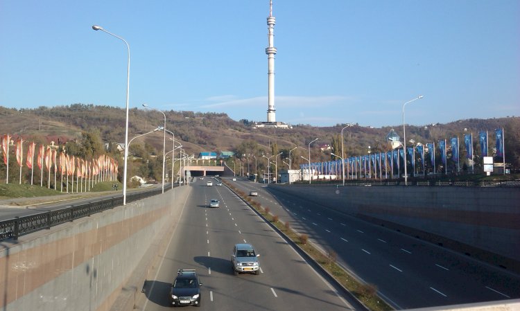 В Алматы временно перекроют движение по ВОАД