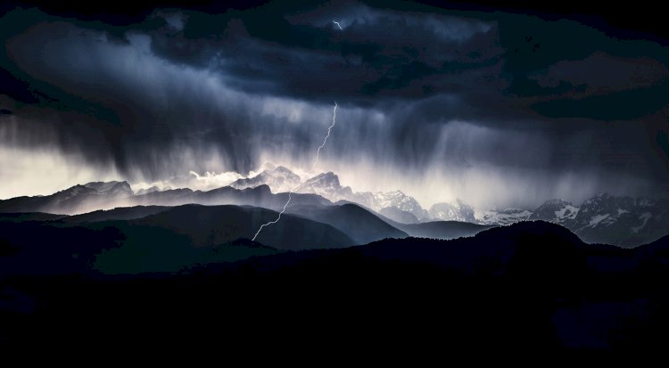 ДЧС обратился к алматинцам в связи с объявленным штормовым предупреждением