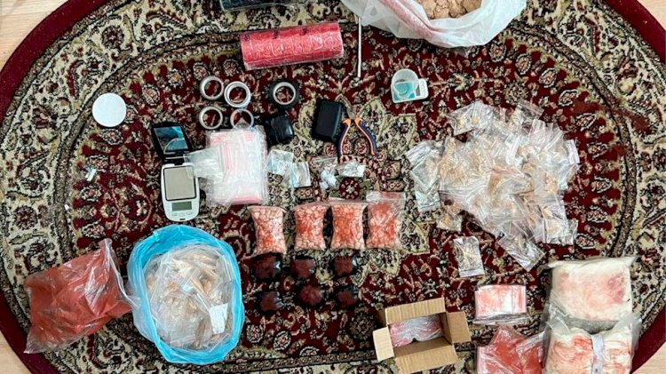 Почти три килограмма тяжелых наркотиков изъяли сотрудники КНБ у жителя Нур-Султана