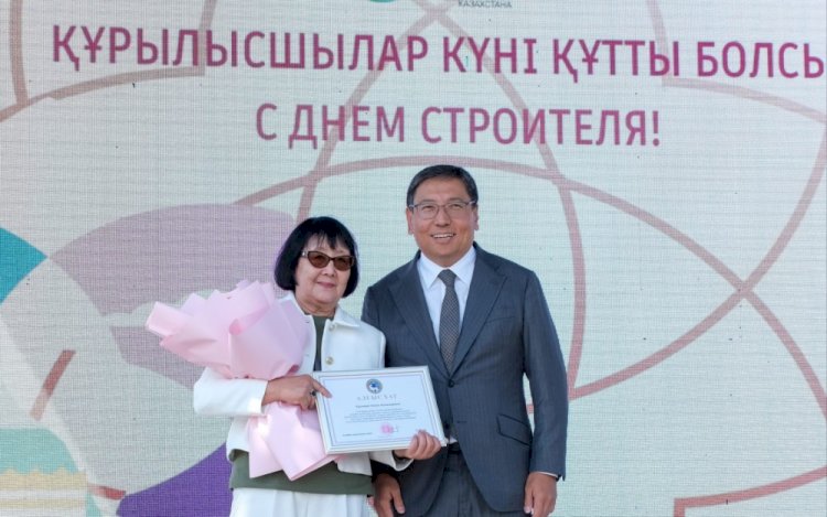 Аким Алматы поздравил строителей с профессиональным праздником