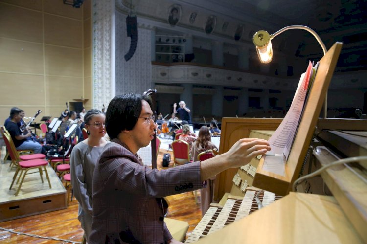 Композитор Рахат-Би Абдысагин намерен превратить Казахстан в один из центров передовой музыкальной мысли