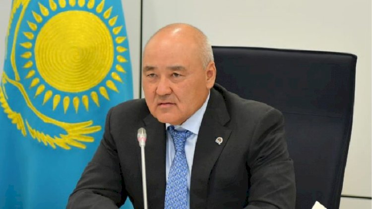 Президент принял отставку Умирзака Шукеева