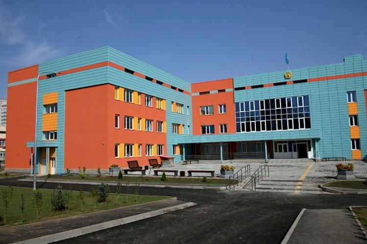 1 сентября в Алматы открылись восемь новых школ