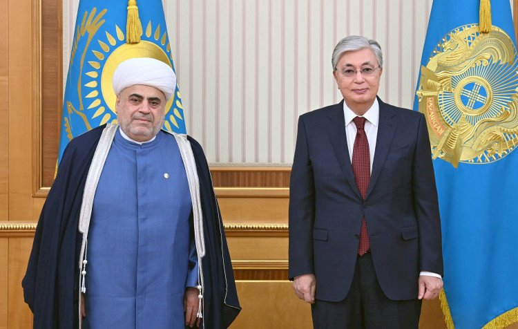 Президент Казахстана встретился с председателем Управления мусульман Кавказа