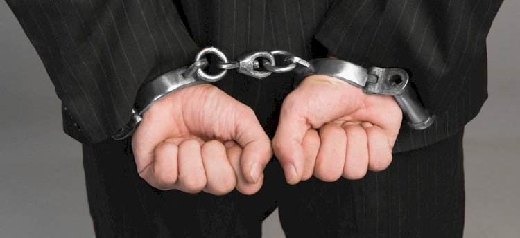 В Актау по подозрению во взяточничестве задержан замглавы таможенного поста