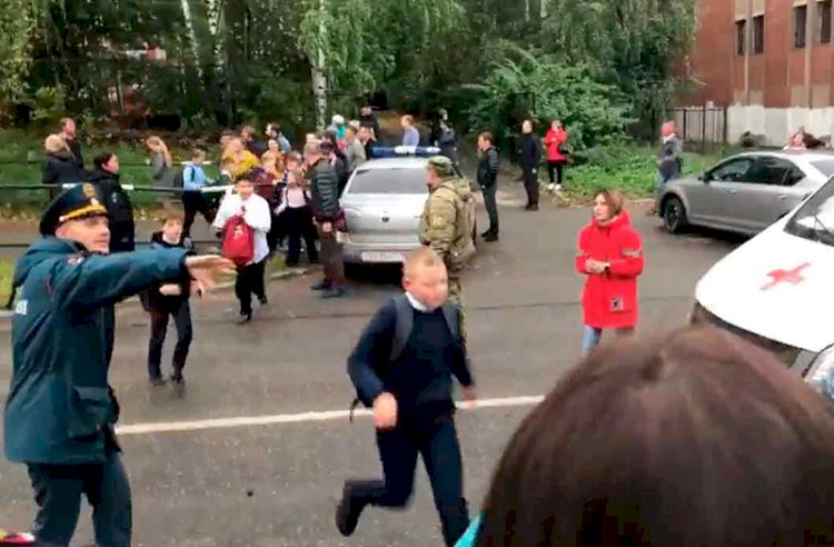 Трагедия в российском Ижевске: увеличилось число погибших при стрельбе в школе
