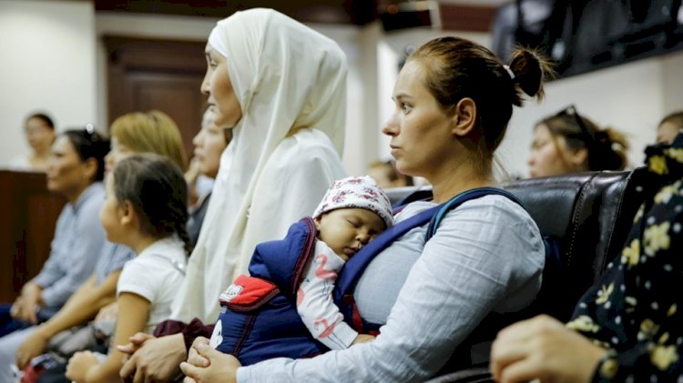 В октябре акимы районов провели встречи с многодетными матерями в Алматы