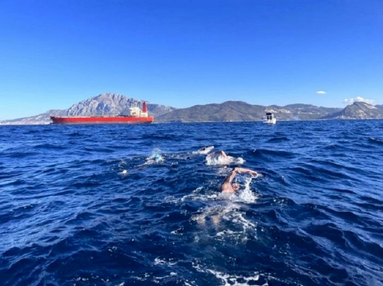 Пловец из Актау переплыл Гибралтар