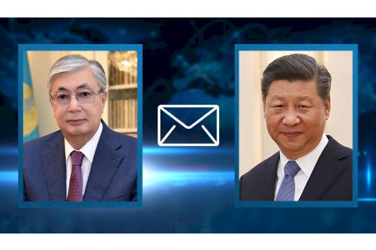 Президент Казахстана поздравил Си Цзиньпина с переизбранием на пост генсекретаря ЦК КПК