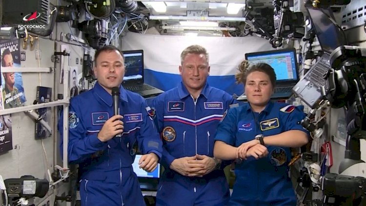 Казахстанцев поздравили с Днем Республики из космоса