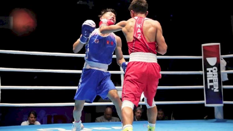 Стало известно расписание финальных боев казахстанцев на ЧА-2022 по боксу