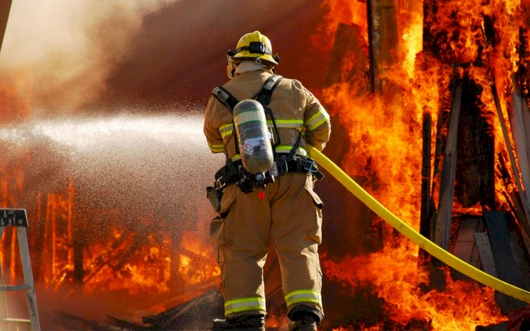 На сколько планируют увеличить зарплаты пожарных и спасателей в 2023 году