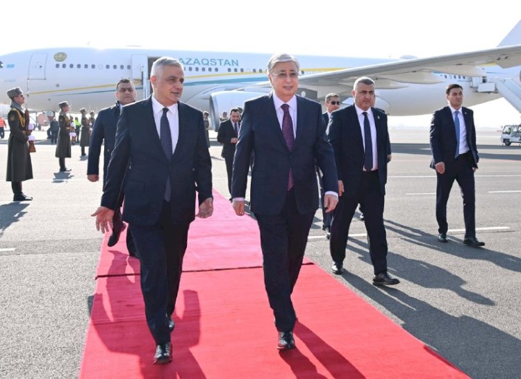 Касым-Жомарт Токаев прибыл с рабочим визитом в Ереван