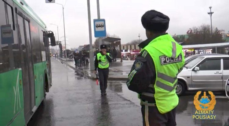 Рейды на новой развязке возле рынка «Алтын Орда» проводит полиция Алматы