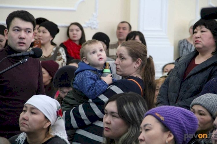 Сколько встреч с многодетными матерями провели в ноябре акимы районов в Алматы