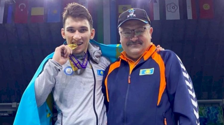 Казахстанец завоевал «золото» Кубка мира по фехтованию на шпагах в Ташкенте