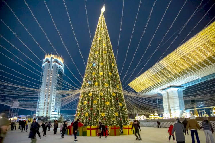 В Алматы открылись бесплатные катки