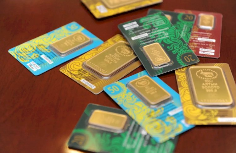 Сколько золотых слитков было продано в 2022 году в Казахстане