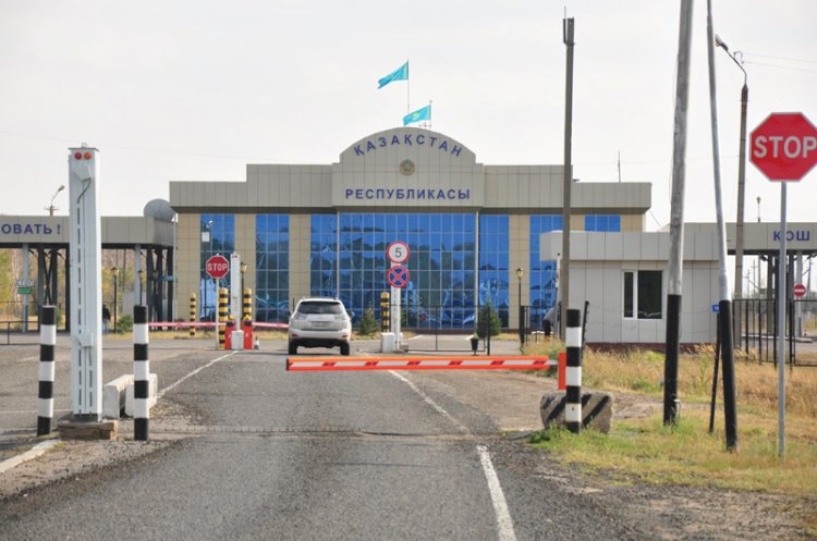 Новые миграционные правила начали действовать в Казахстане