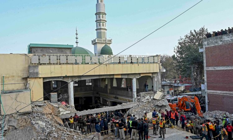Взрыв в мечети Пакистана: число погибших выросло до 59 человек