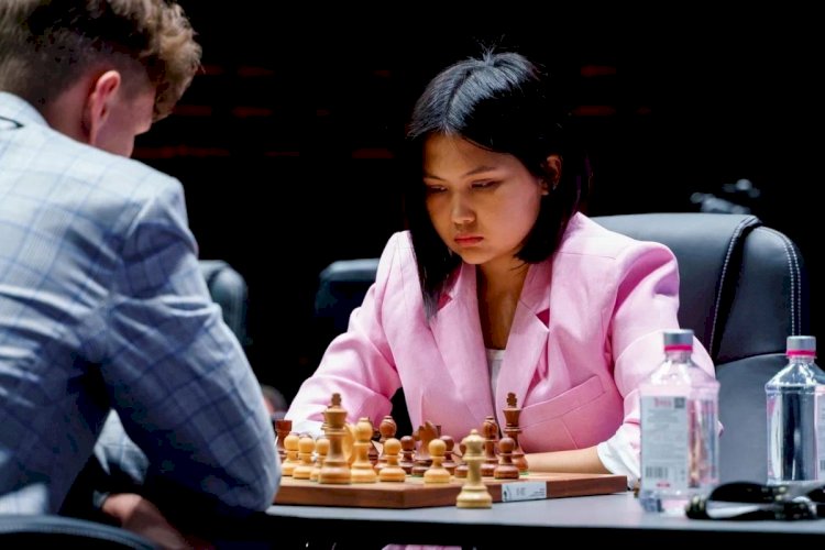 Шахматистка Бибисара Асаубаева заявила, что победа над Карякиным придала ей уверенности