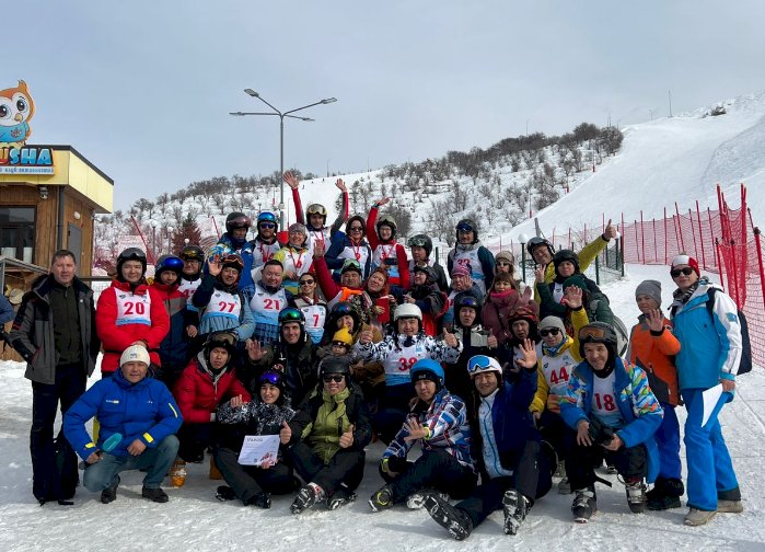 Кубок Казахстана по горным лыжам среди журналистов прошел в Алматы