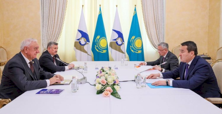 Смаилов и Мясникович в Алматы обсудили вопросы международной деятельности ЕАЭС
