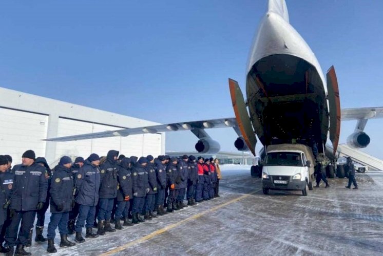 Второй борт со спасателями из Казахстана приземлился в турецком Газиантепе