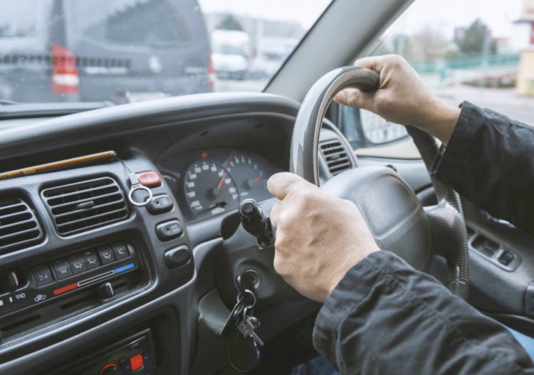 Завезенные в РК под видом запчастей праворульные авто будут легализованы