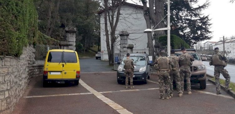 Во Франции школьник напал с ножом на учительницу