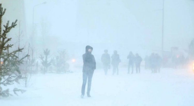 На большей части Казахстана объявлено штормовое предупреждение