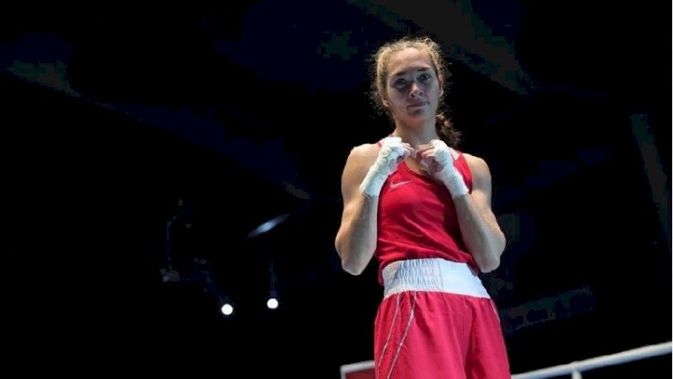 Казахстанка завоевала серебро чемпионата мира по боксу в Индии