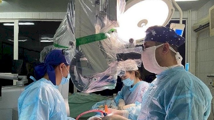 Нейрохирурги Алматы внедряют в работу новое высокотехнологичное оборудование