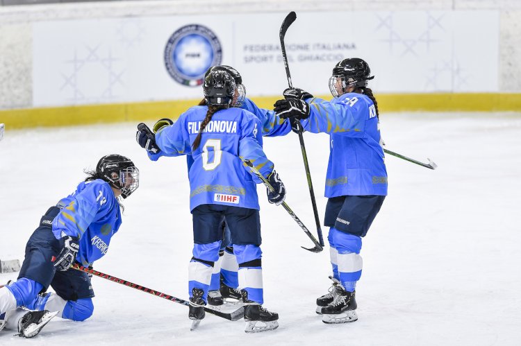 Опубликовано расписание матчей женской сборной Казахстана на ЧМ по хоккею