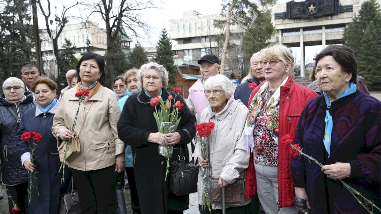 В Алматы почтили память узников фашистских концентрационных лагерей