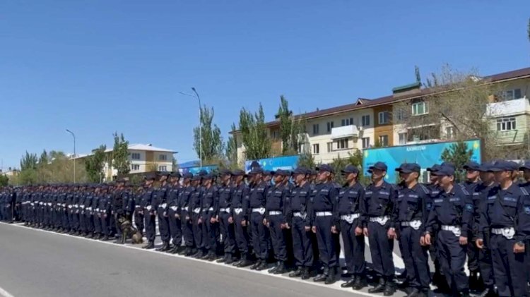 Пешие наряды полицейских впервые заступили на охрану в Конаеве