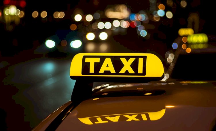 В Алматы таксист вымогал у иностранцев 800 долларов США и угрожал расправой