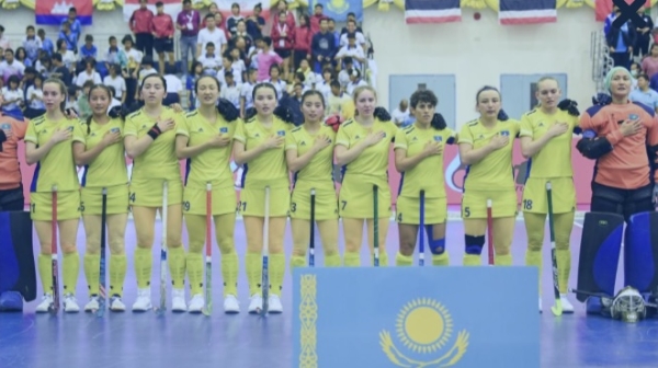 Казахстанские индорхоккеисты стали серебряным призером Кубка Азии