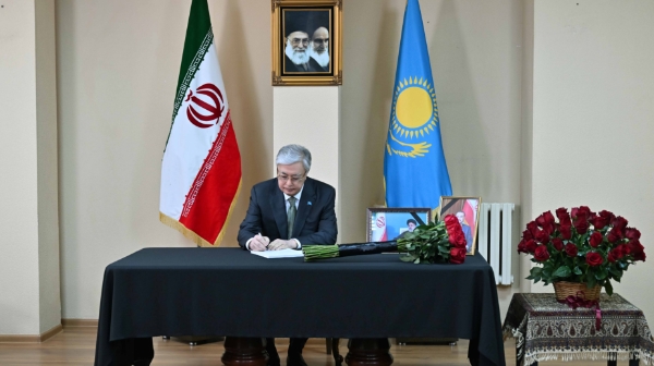 Токаев посетил Посольство Ирана в Казахстане