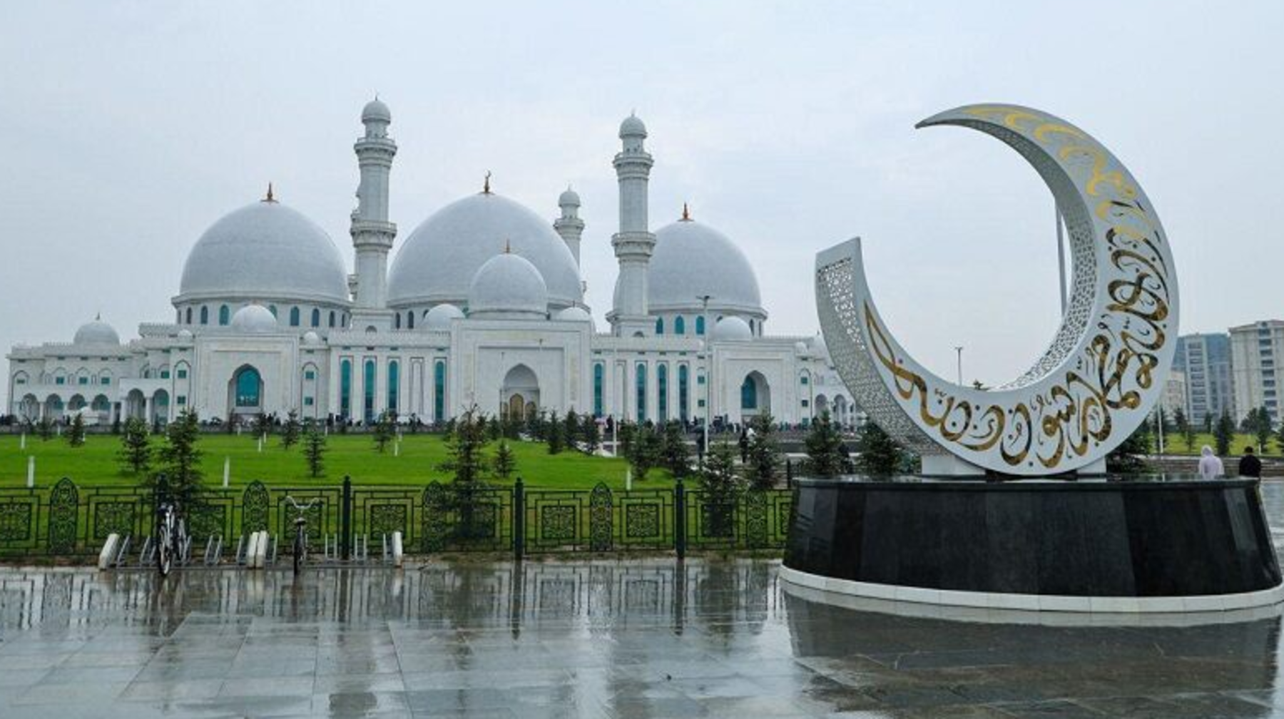 Зал бракосочетаний, медресе, фитнес, паркинг: чем примечательна новая мечеть в Шымкенте 
