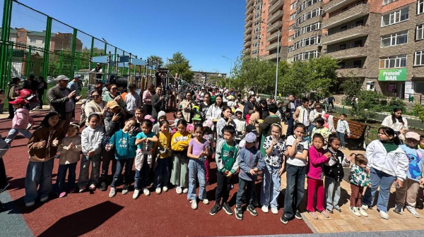 Более 20 дворов и общественных пространств открыли в Астане в День защиты детей
